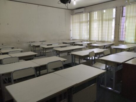 ruang kelas teknik komputer